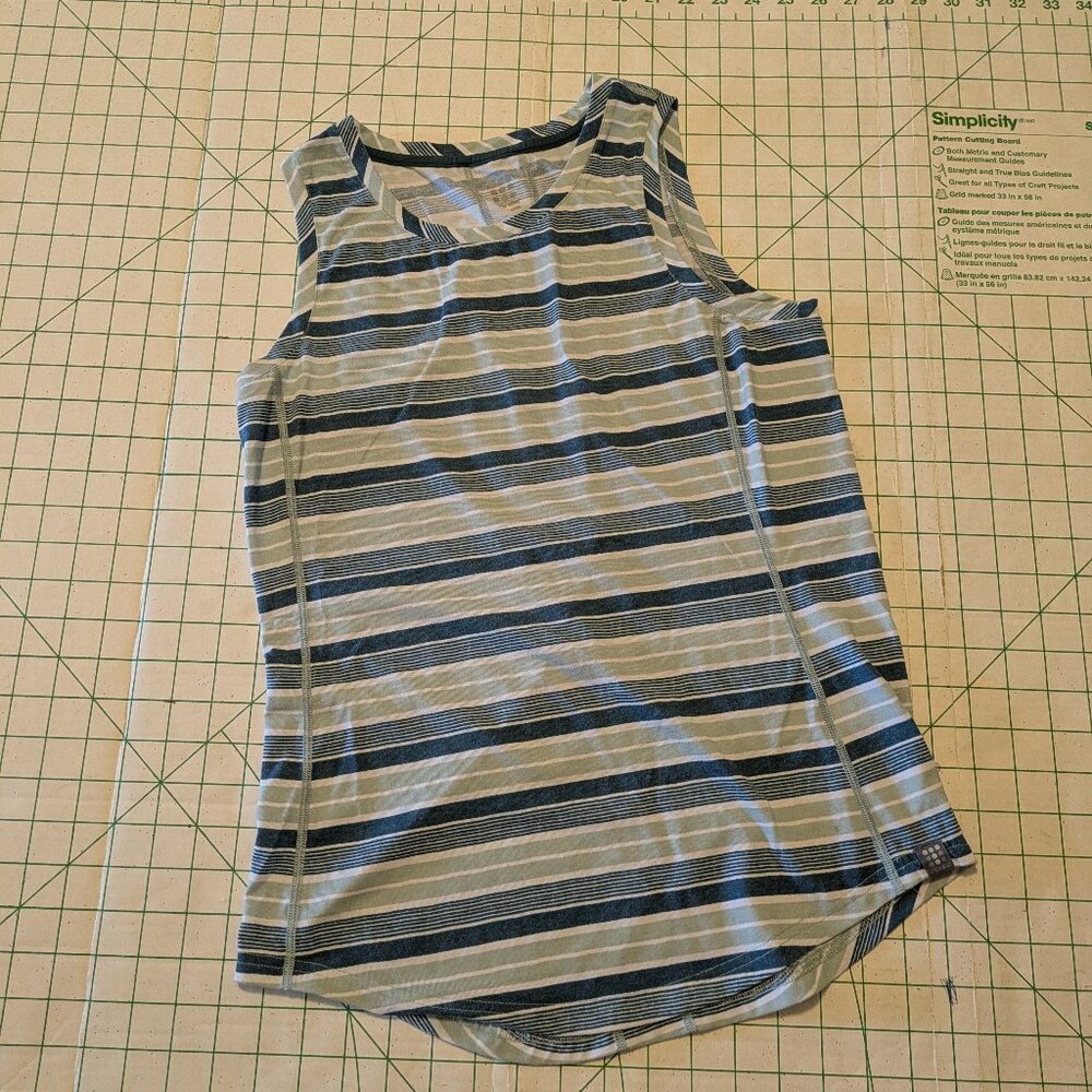 EUC Title Nine Vibe Tank top WS
